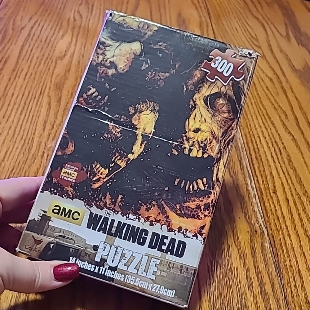 The Walking Dead 300 piece puzzle